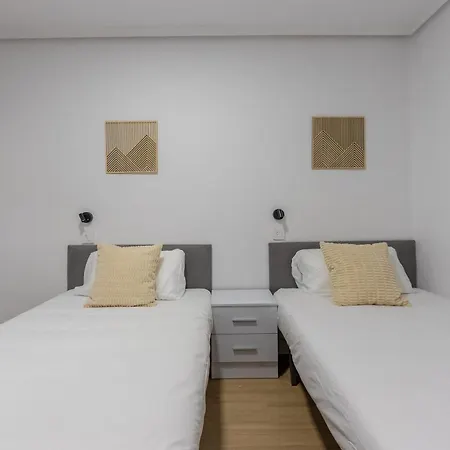 El Refugio De Sabi Con Chimenea Sabiñánigo