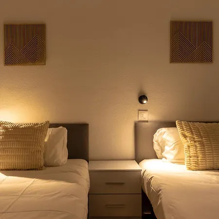 El Refugio De Sabi Con Chimenea Sabiñánigo